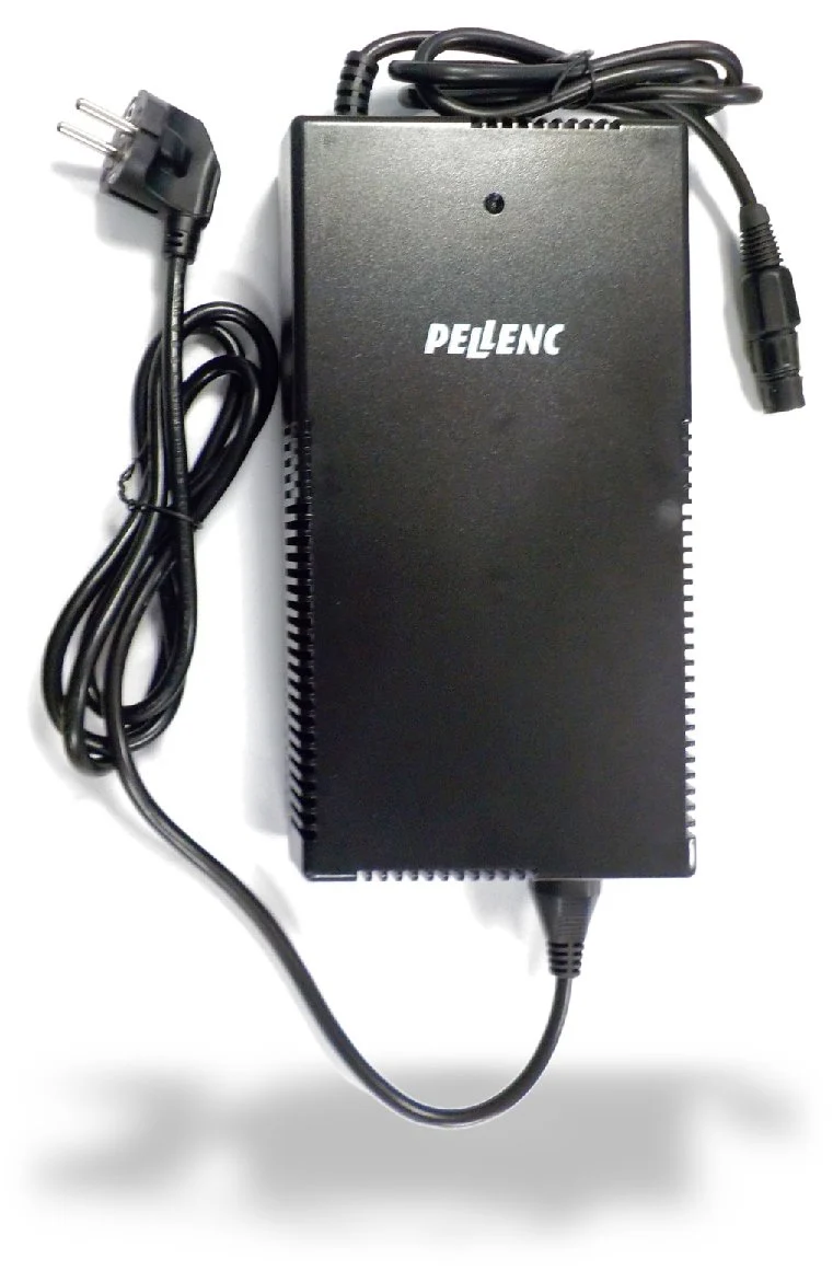 Pellenc Kabel & Ladegeräte Schnellladegerät 7,6 A