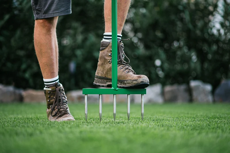 Lawnclaw – Deep Soil Loosener with Solid Tines