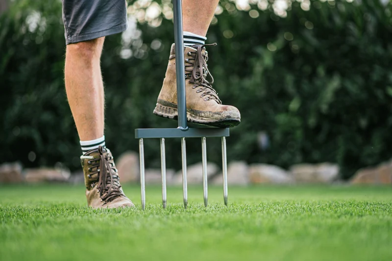 Lawnclaw – Deep Soil Loosener with Solid Tines