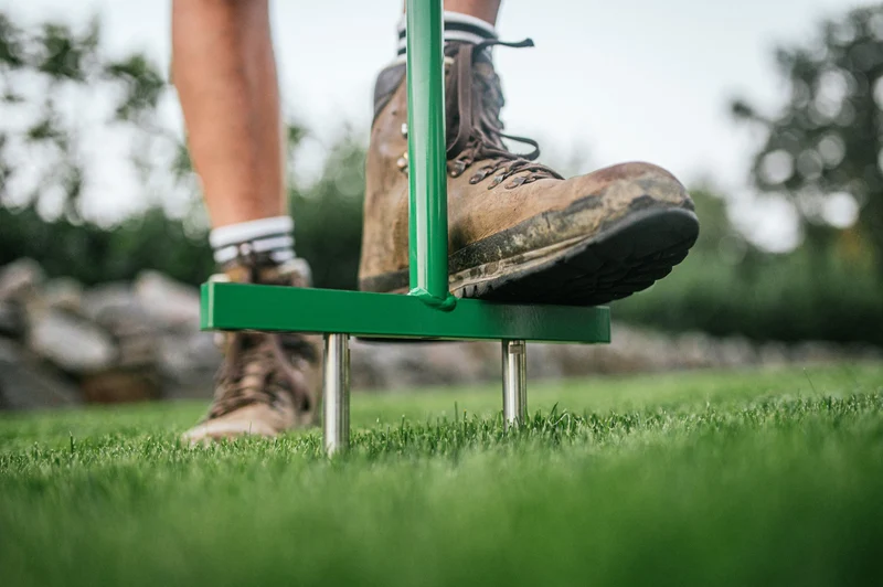 Lawnclaw – Deep Soil Loosener with Solid Tines