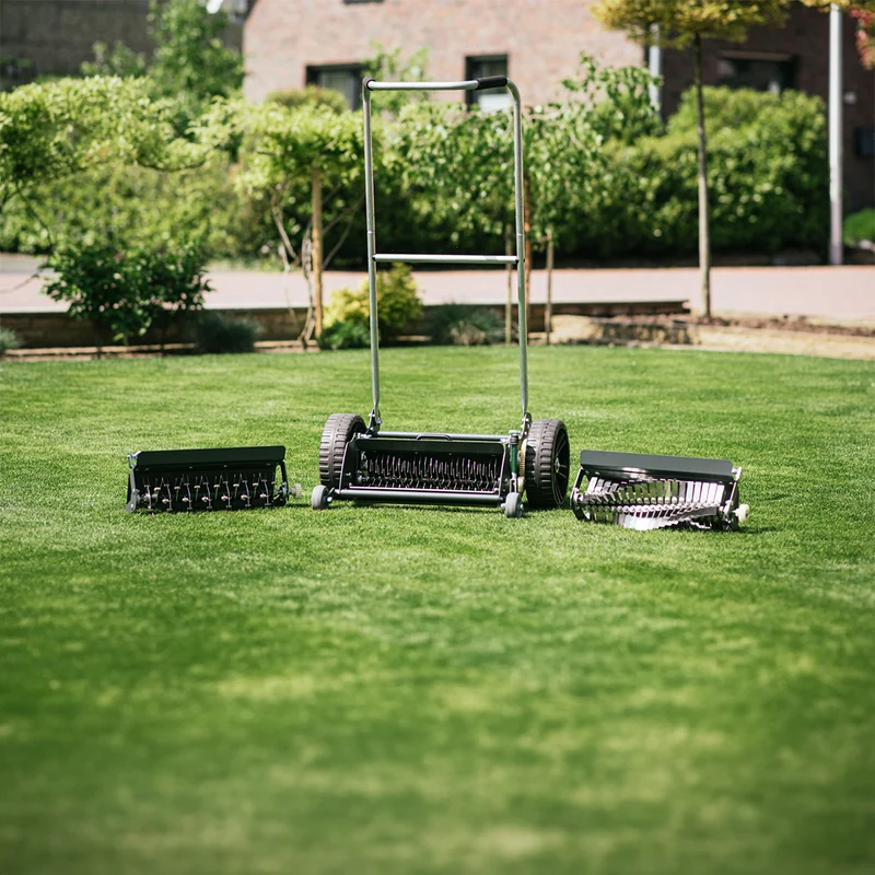 Lawn Dethatcher with Interchangeable Cartridges