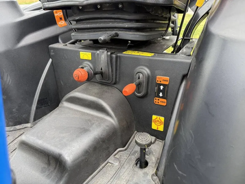 Solis Kompakttraktor 26 HST Vorführer mit Galaxy Pro Bereifung -sofort verfügbar