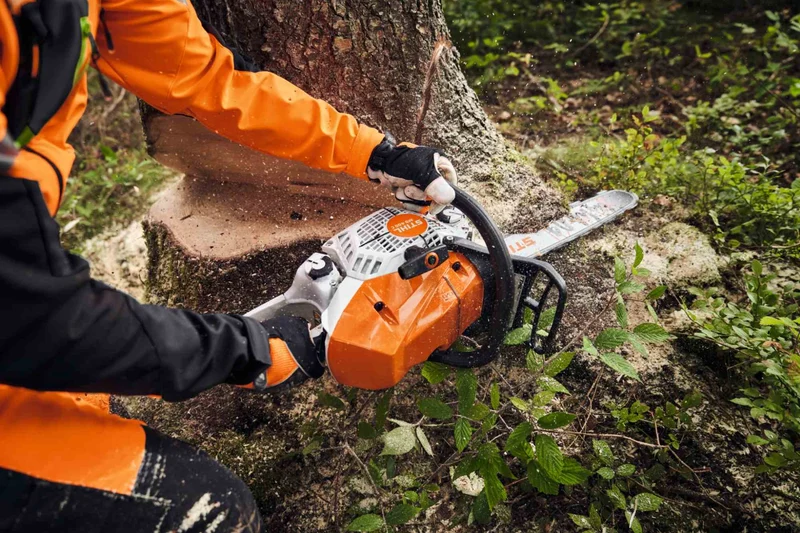 STIHL Benzin-Motorsäge MS 400 C-M VW, RH, Schienenlänge 40 cm