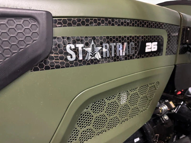 Startrac Allrad-Kleintraktor 26 mit Rasenbereifung + Frontlader inklusive Schaufel