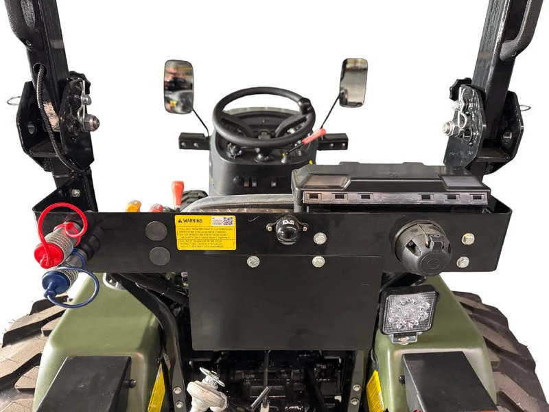 Startrac Allrad-Kleintraktor 22 Nato-Grün mit Industriebereifung