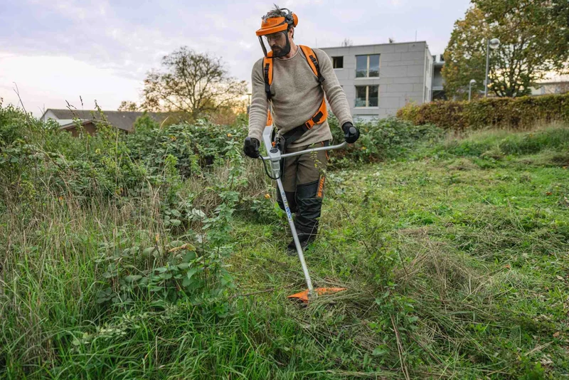 STIHL Akku-Motorsense FSA 200 Grundgerät GC 260-2