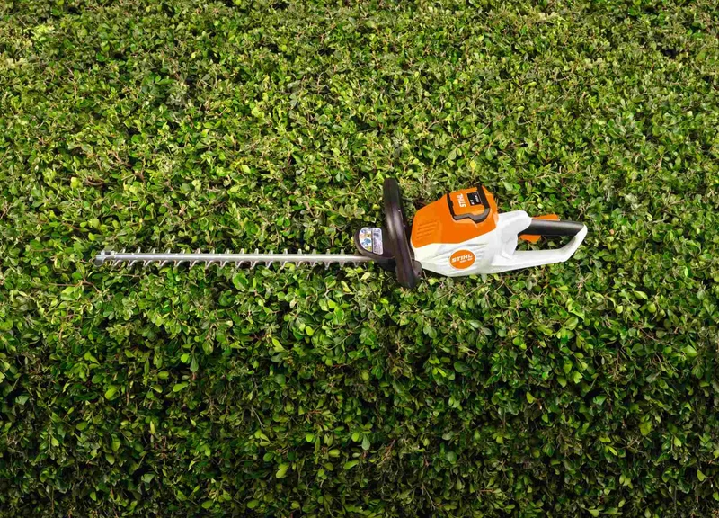 STIHL Akku-Heckenschere HSA 50 ohne Akku und Ladegerät