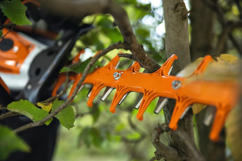 STIHL Akku-Heckenschere HSA 130 T, 75 cm ohne Akku und Ladegerät