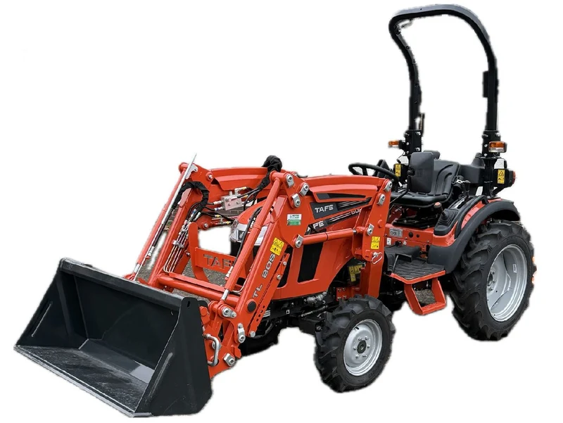Tafe Allrad-Universalschlepper 6020M mit AS-Bereifung und Frontlader