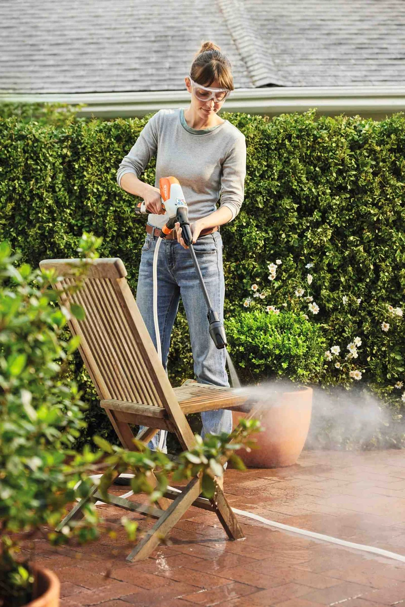STIHL Akku-Druckreiniger Set RCA 20, mit 2x Akku AS 2 und Ladegerät AL 1
