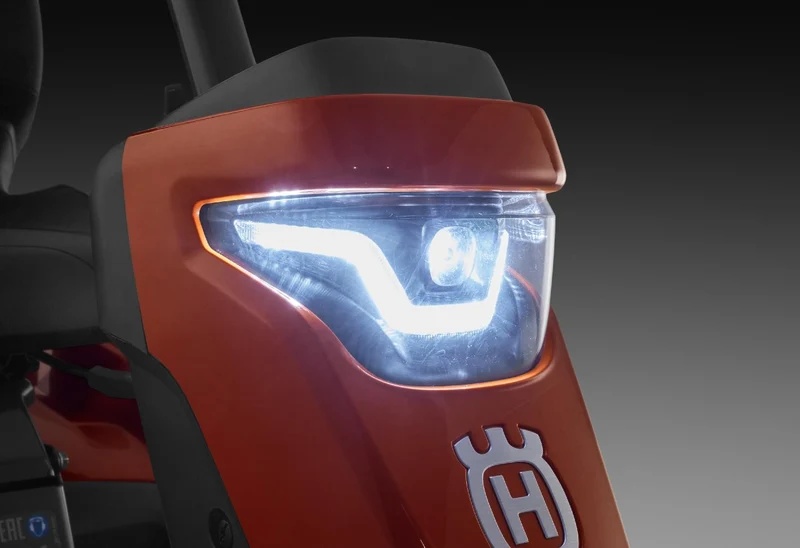 Husqvarna Profi Allrad-Frontmäher R 316TsX AWD - Grundgerät ohne Mähwerk