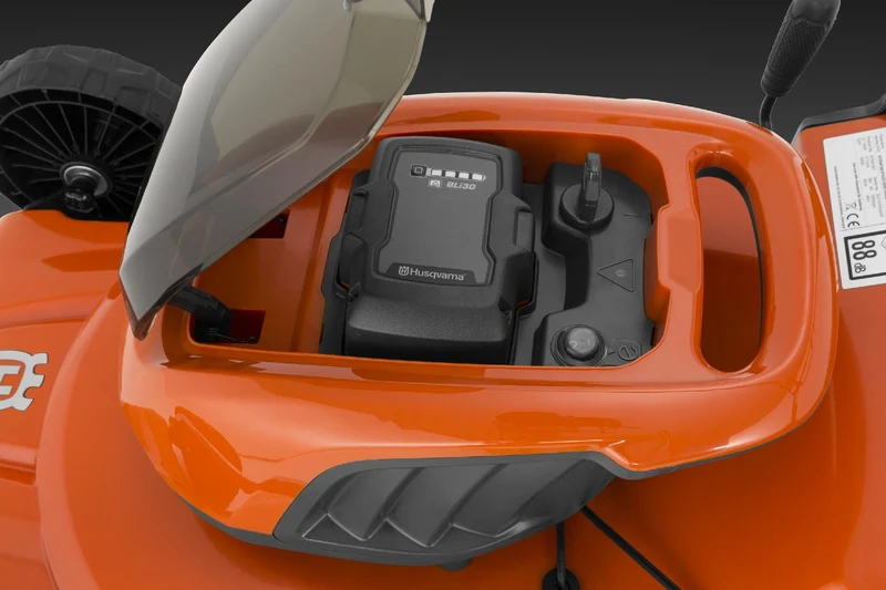 Husqvarna Akku-Rasenmäher LC 142iS - Set mit Akku BLi20 und Ladegerät C80