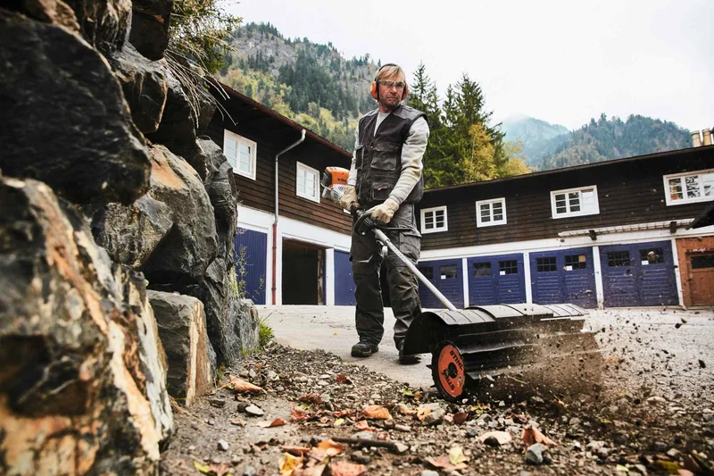 STIHL Benzin-Kombimotor KM 131 R