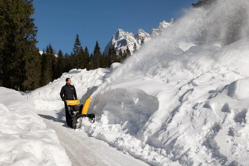 Stiga Schneefräse ST 6272 P Trac