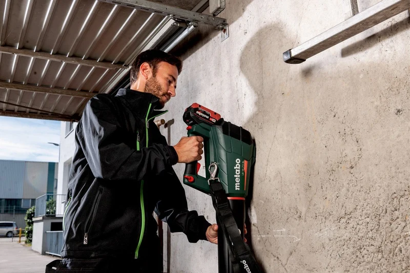 Metabo Akku-Laubbläser LB 18 LTX BL mit Akku & Ladegerät