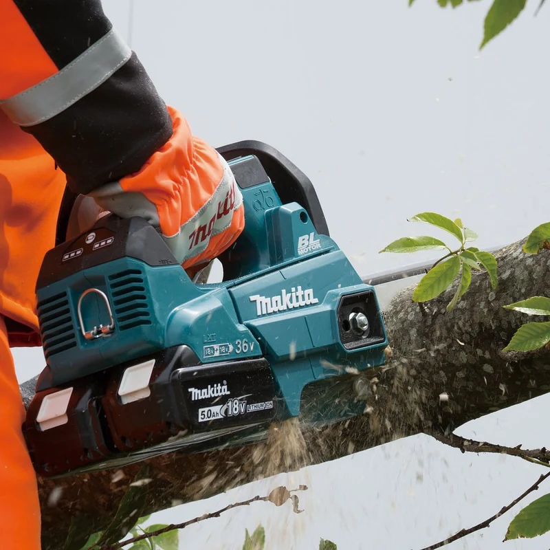 Makita Akku-Motorsäge DUC256Z ohne Akku und Ladegerät