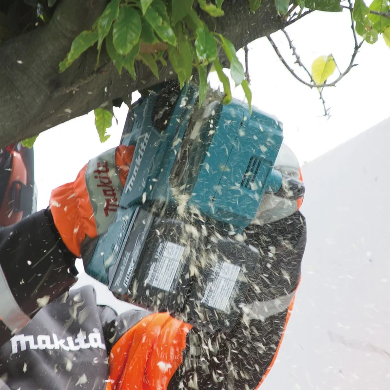 Makita Akku-Motorsäge DUC256Z ohne Akku und Ladegerät