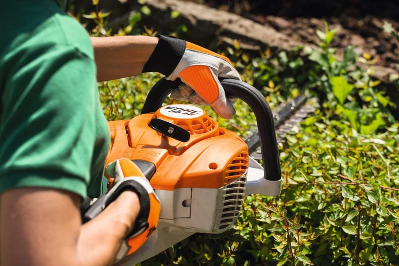 STIHL Benzin-Heckenschere HS 46, Schnittlänge 45 cm