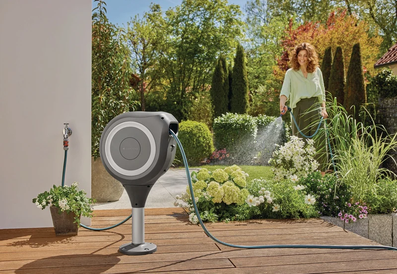 Terrassen-Schlauchbox RollUp B.398mm GARDENA