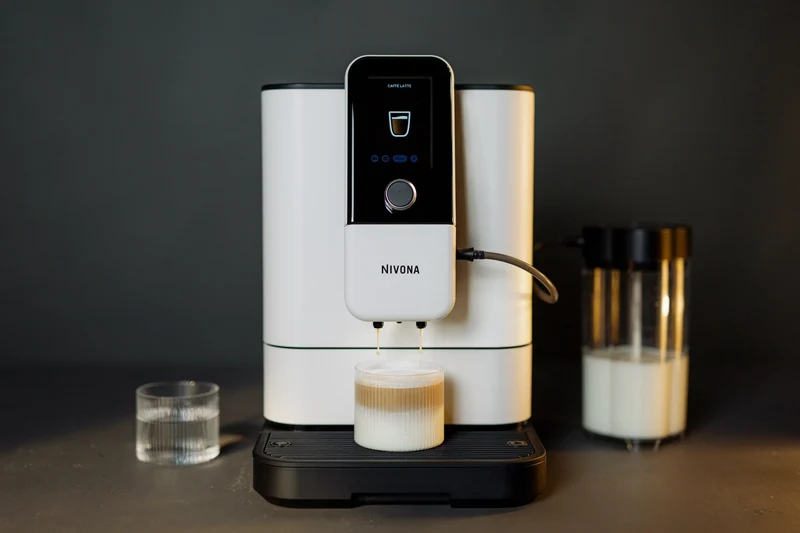 Nivona NIVO 8112 Kaffeevollautomat – Chilled Brew, 7" Touchscreen, Aroma Balance | Inkl. 7 Jahre Garantie