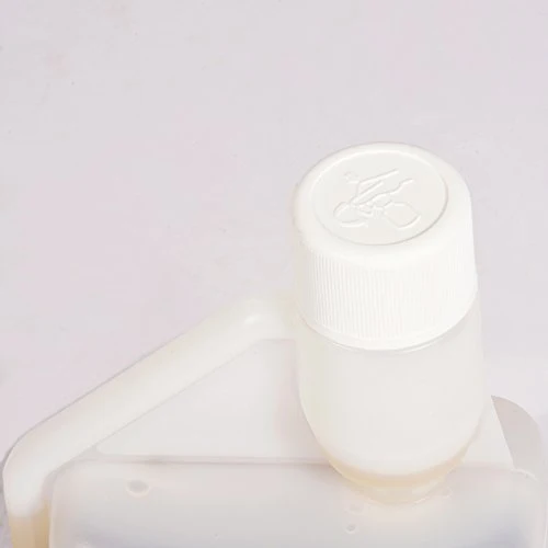Compo Rasenunkraut-Vernichter Banvel Quattro (Nachfolger Banvel M), Bekämpfung von schwerbekämpfbaren Unkräutern im Rasen, Konzentrat, 400 ml (400 m²)