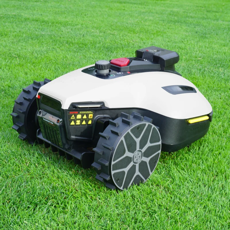 Mammotion Yuka mini 2 Mähroboter Performance Spikes Traktion Odometrie