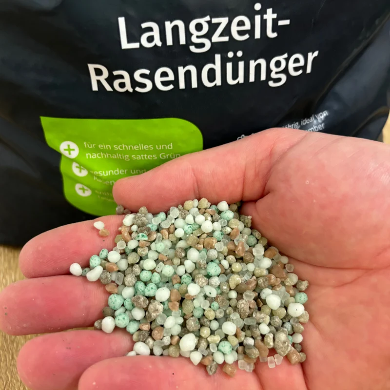 Frühlings Rasenset + GRATIS Unkrautvernichter