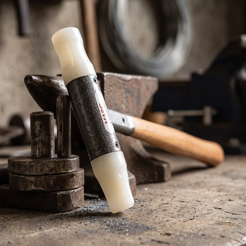 MASC Kreuzschweifhammer rückschlagfrei mit Nylon-Einsätzen für Spengler und Dachdecker