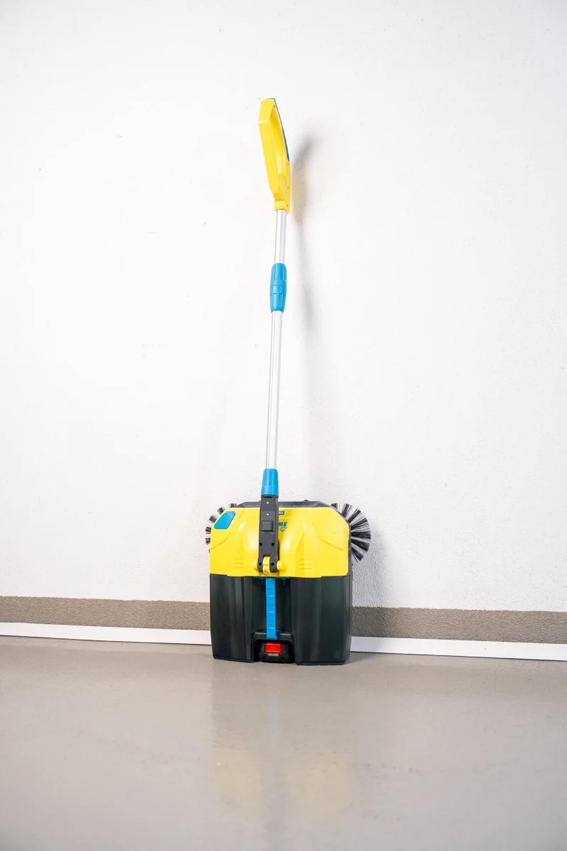 GLORIA Akku-Kehrmaschine EasySweep 18V – Multi-Kehrsystem für Indoor & Outdoor (Solo-Version, ohne BOSCH 18V Akku)