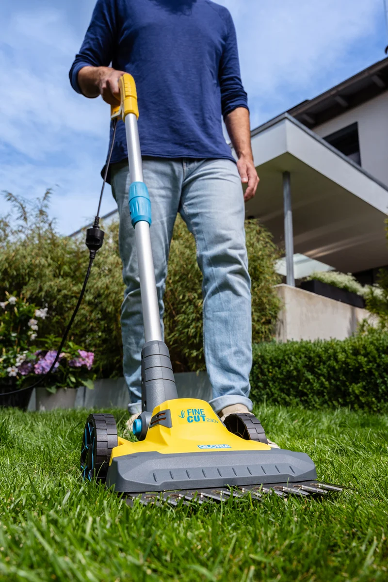 FineCut 230V - Kompakt Rasen- und Kantenschneider mit 25 cm Schnittbreite