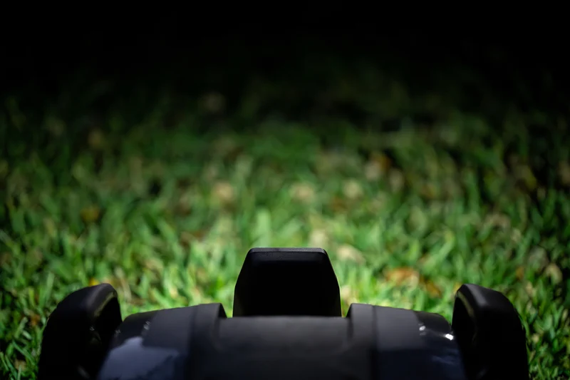 AiMowbot 10 - RTKVision™ 1000m²