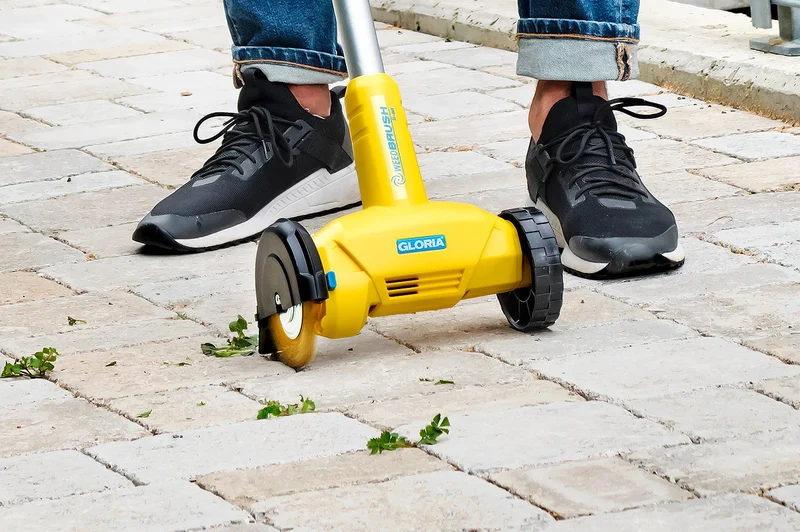 WeedBrush li-on - Akku-Fugenbürste ohne BOSCH 18V Akku (optional erhältlich)