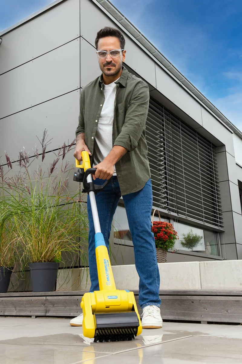 MultiBrush li-on – Multifunktionale Akku-Bürste ohne BOSCH 18V Akku (optional erhältlich)