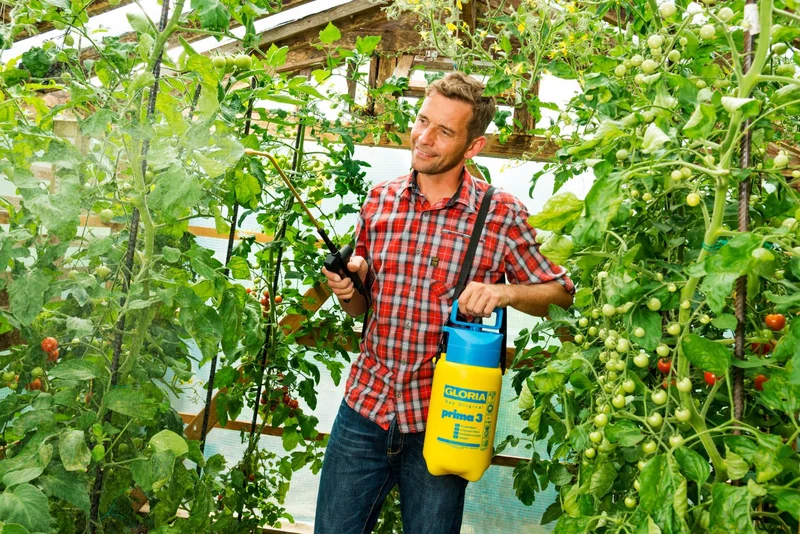 Drucksprühgerät prima 3 - Kompakte Gartenspritze für kleine Gärten
