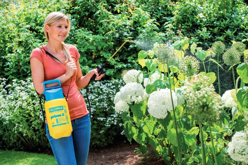 Drucksprühgerät prima 3 - Kompakte Gartenspritze für kleine Gärten