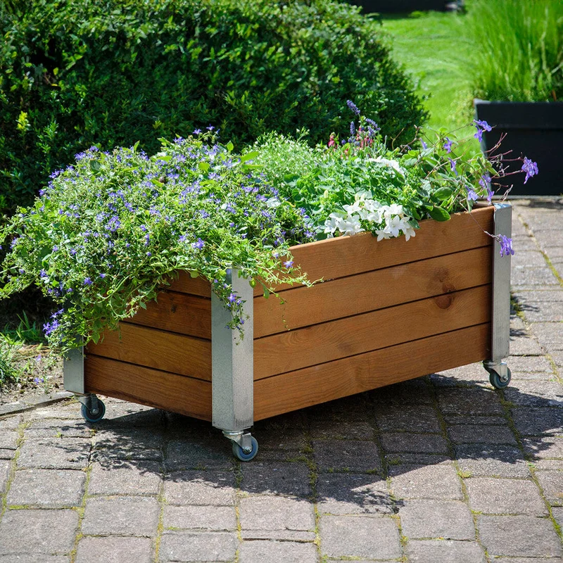 Blumenkübel auf Rollen aus Kiefernholz