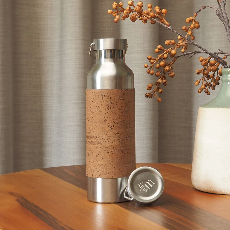 Trinkflasche Edelstahl mit Korkmantel