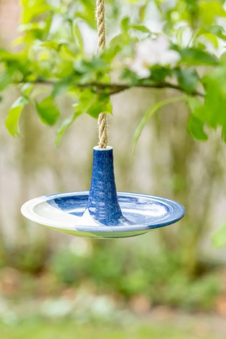 Vogel- und Insektentränke