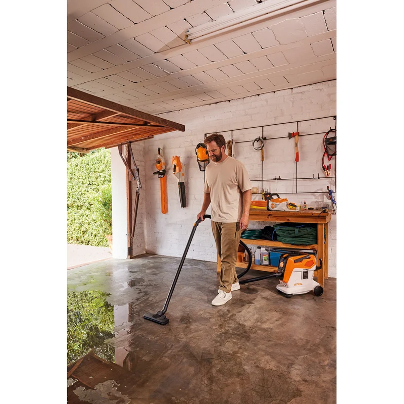 Stihl Akku-Nass- und Trockensauger SEA 60 L / ohne Akku und Ladegerät