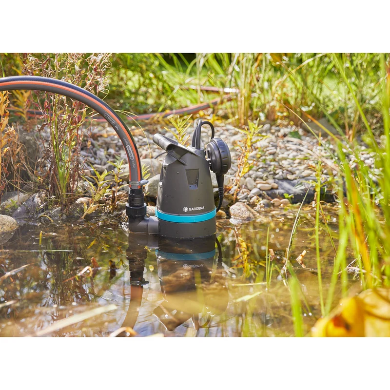 Gardena Schmutzwasser-Tauchpumpe 10500 BASIC